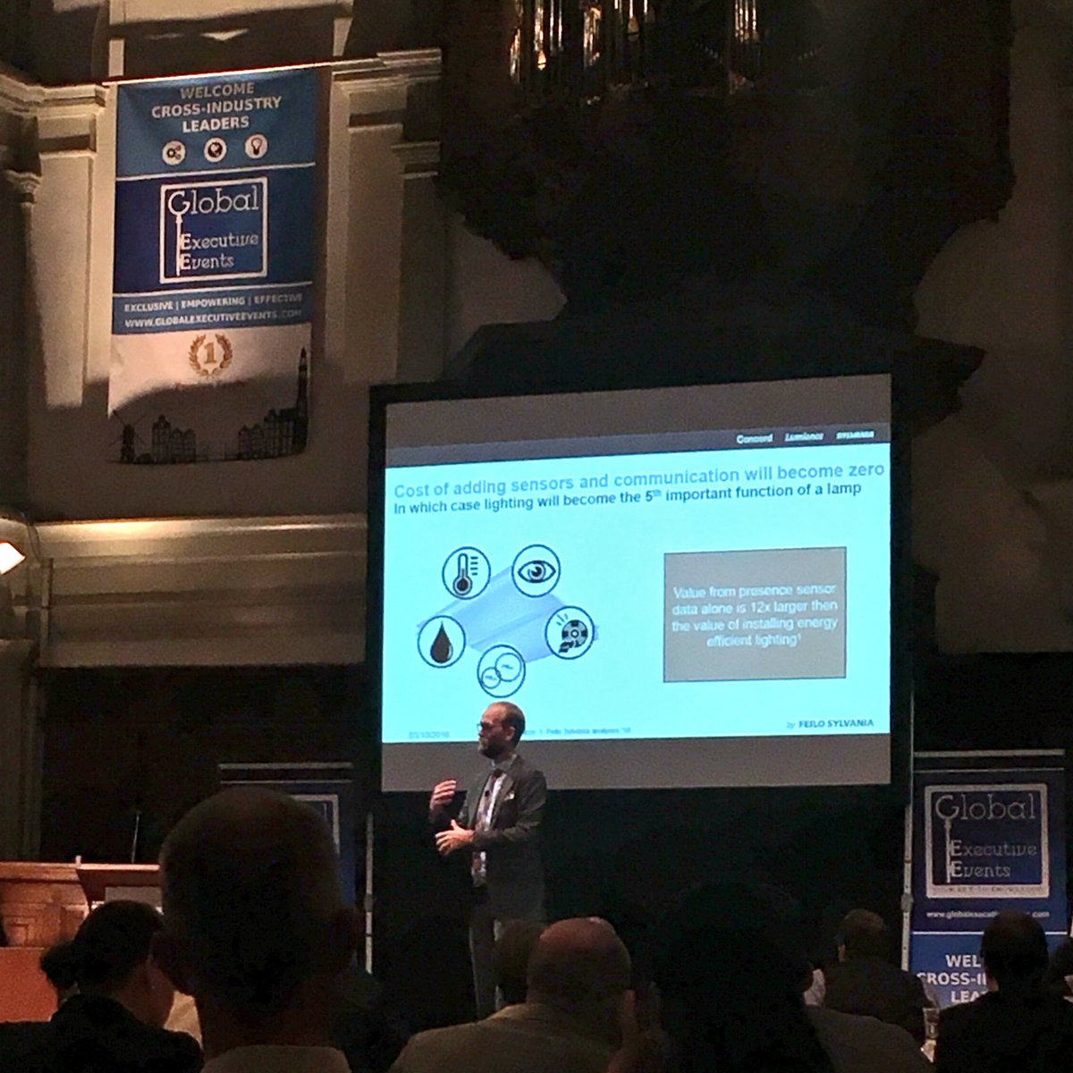 GlobalExecEvent's tweet photo. @B_Groot from @FeiloSylvania on How to Embrace Distruptive Start-Ups. #unleashinno https://t.co/p9cn5Or16L