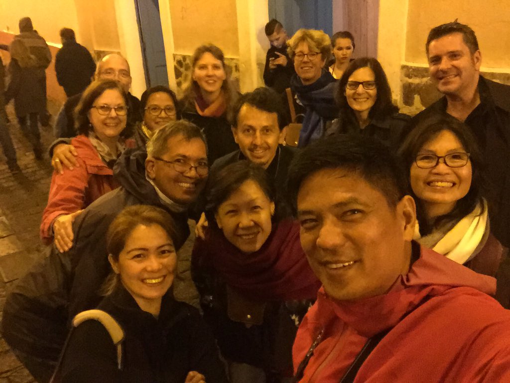 NielsenDonato's tweet photo. Vets from different parts of the world meet in la Ronda st in Quito. #wsava2016 https://t.co/QrrygtoyO6