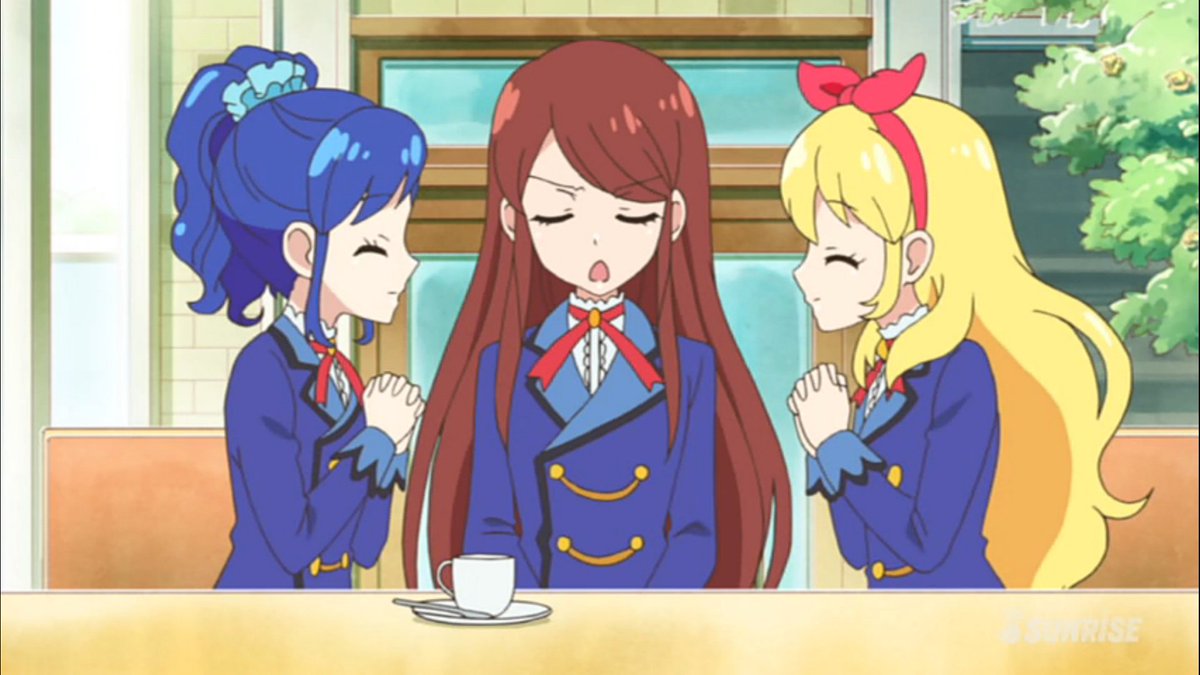 アイカツ叔父さん アイカツ 6話視聴 星宮いちごと霧矢あおいが紫吹蘭にサインの書き方を教えてとねだる場面で いちごがまだ蘭を呼び捨てしてないのに あおいは呼び捨てにしてて地味に物理的に距離感が近いように見て取れるのは 蘭あおスキーのアッネの