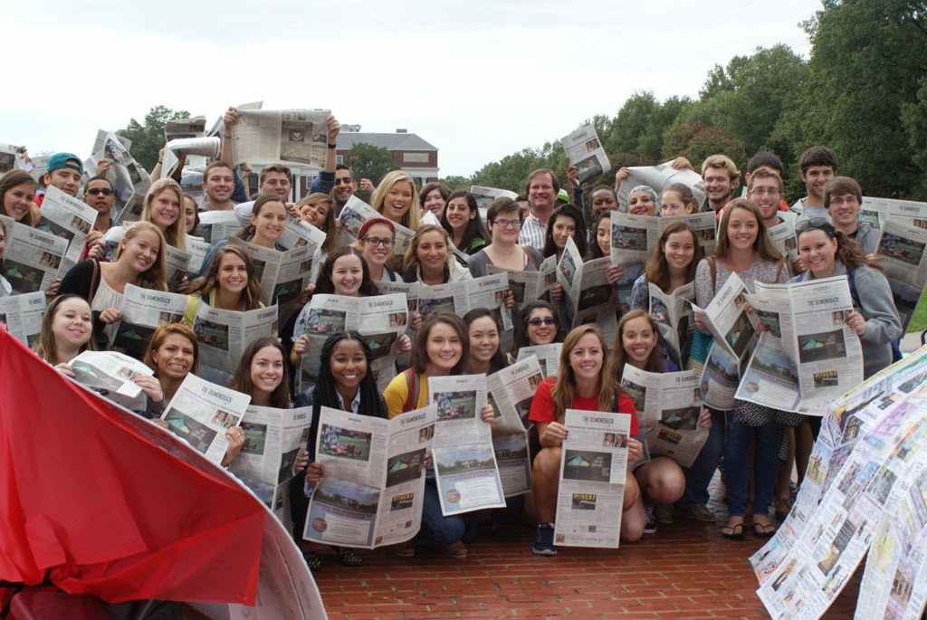UMDNewsDay's tweet photo. #ThrowBack to last year when we flashed mobbed the mall, wait and see what we have planned this year! #UMDisEngaged https://t.co/QjgeSFY1Pq