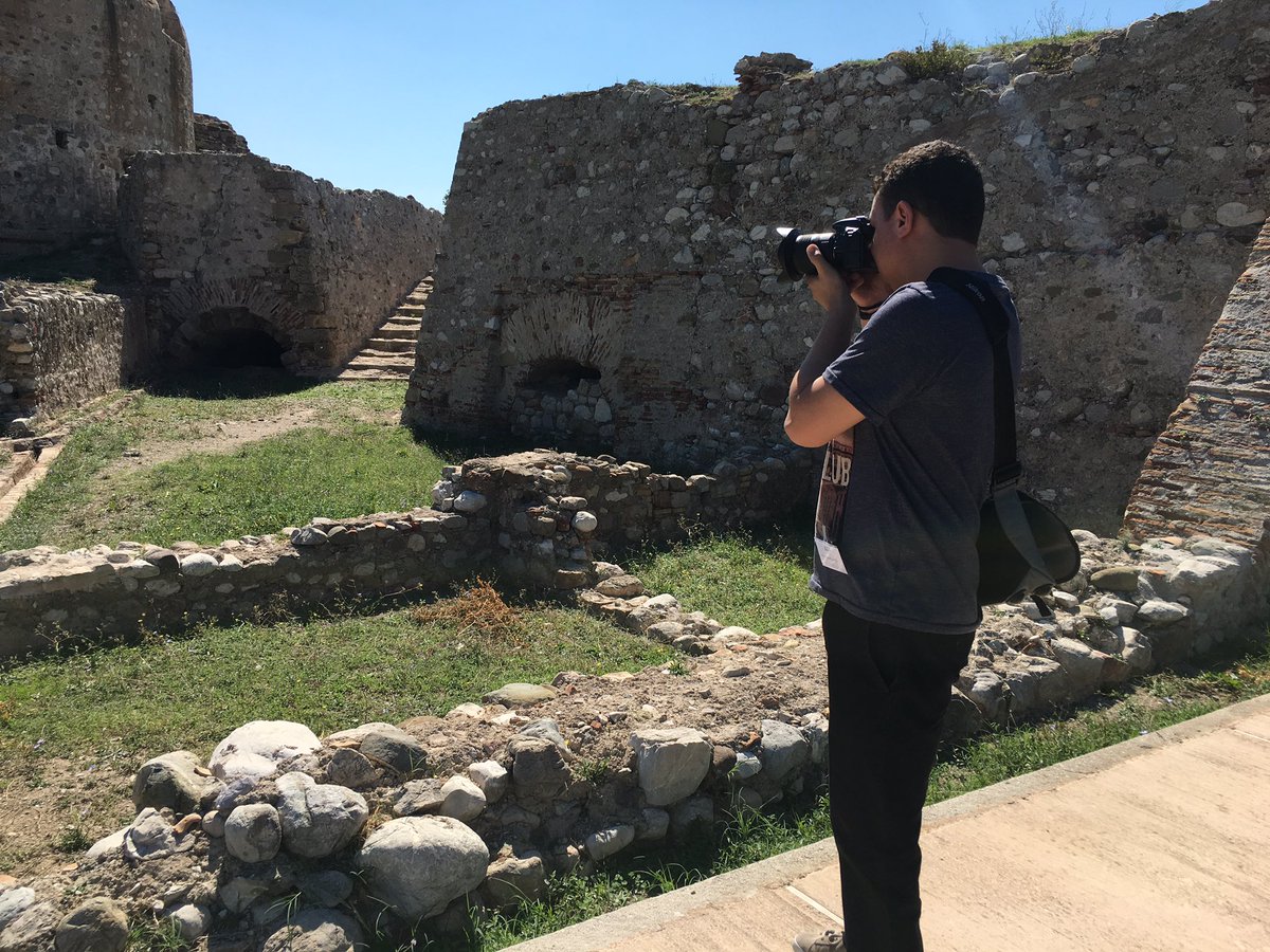 CR_PLAY's tweet photo. Taking pictures pictures pictures for #CRPLAY workshop https://t.co/cGRxdfV8d1