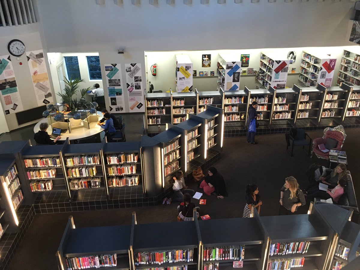 TILVI (Lees Mee) is vandaag gestart! Mooie groep vrijwilligers via <a href="/StudentendeskRK/">Studentendesk A'dam</a> en enthousiaste kids!! <a href="/OBAmsterdam/">OBA</a> Cinetol #combiwel