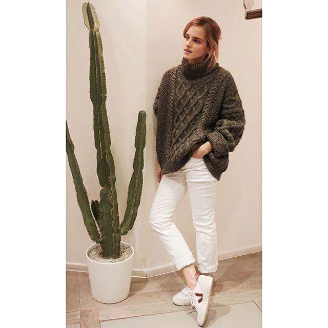 EmWatsonSpain's tweet photo. Fotos que Emma ha subido a sus redes sociales sobre su visita a Ottawa. https://t.co/BXBoQuLZXN
