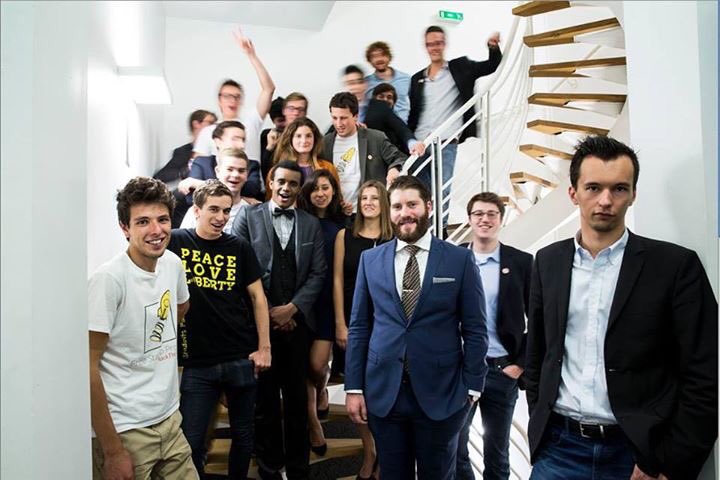 EricRucklin's tweet photo. On est de retour! Viens le samedi 8 octobre challenger ta liberté à la conf de @SFL_France
https://t.co/f5F54s4Fl5 #HackTheRules https://t.co/Wh6psmQMdZ