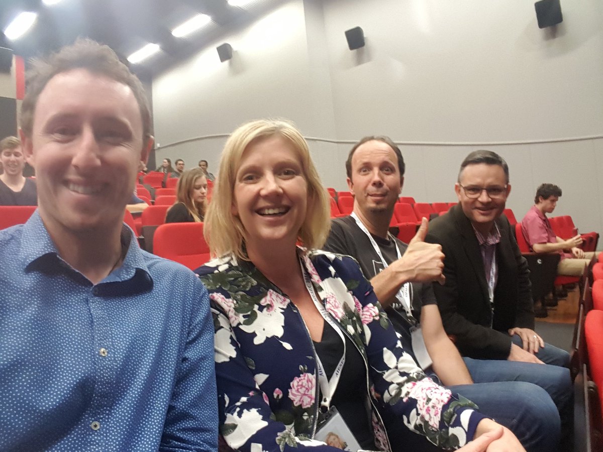 Fun evening with the #socent crew at <a href="/AIESECNZ/">AIESEC New Zealand</a> at <a href="/VicUniWgtn/">Te Herenga Waka—Victoria University of Wellington</a> with <a href="/jamespeshaw/">James Shaw</a> <a href="/louaitken/">Lou Aitken</a> @GuyRyanNZ <a href="/BenGleisner/">Ben Gleisner</a>