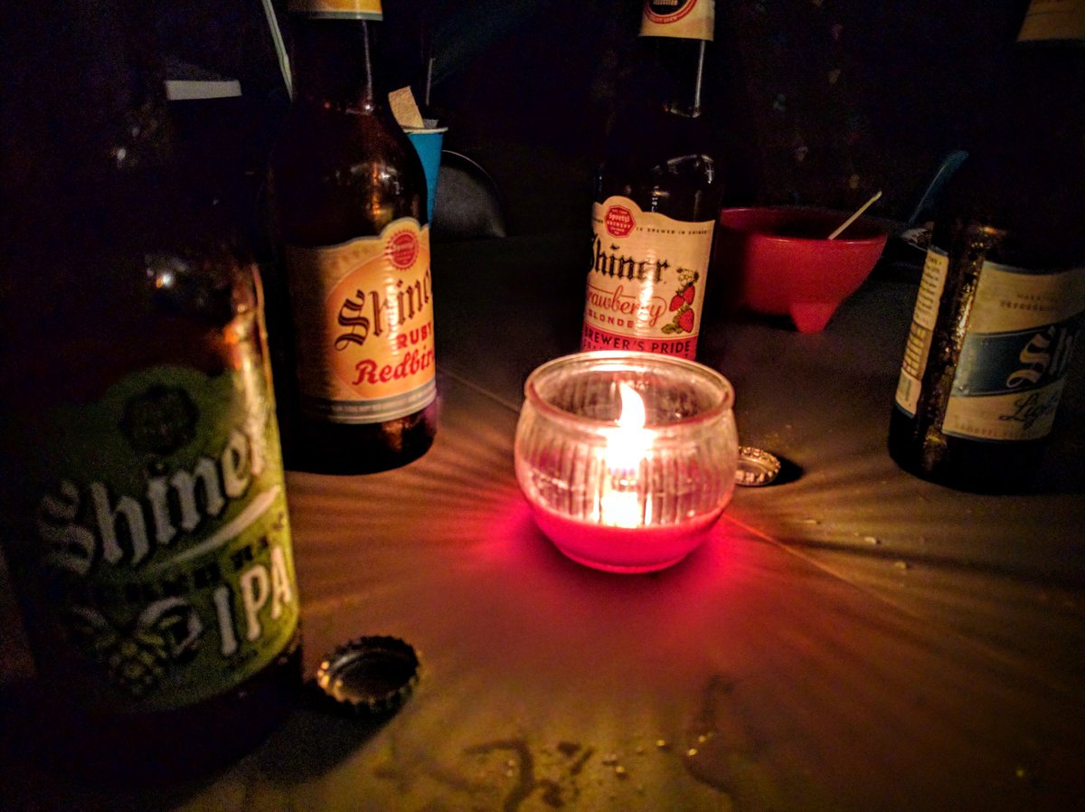 V_O_R_tweets's tweet photo. @ShinerBeer had a lil #FamilyReunion of my own this past weekend #PrositForward! https://t.co/EQHtmbWiRF