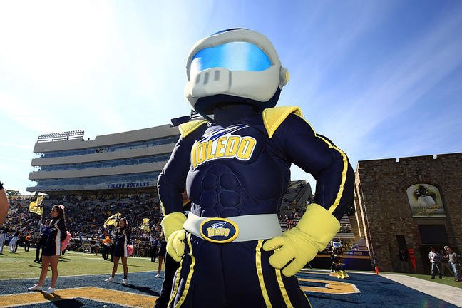 You vs. the guy she tells you not to worry about 🙊#NationalBoyfriendDay