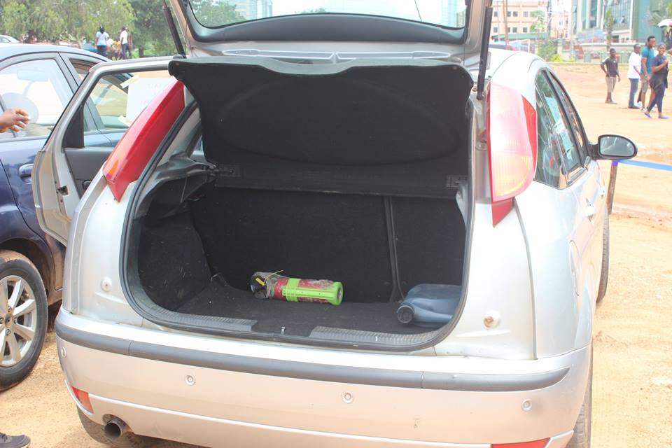 SlomoAutoSales's tweet image. Ford focus up for sale
Full reverse sensors, full Ac, fabric seats, CD player, 16v zeetec
Asking price = N850, 000.
#SlomoAutoSales