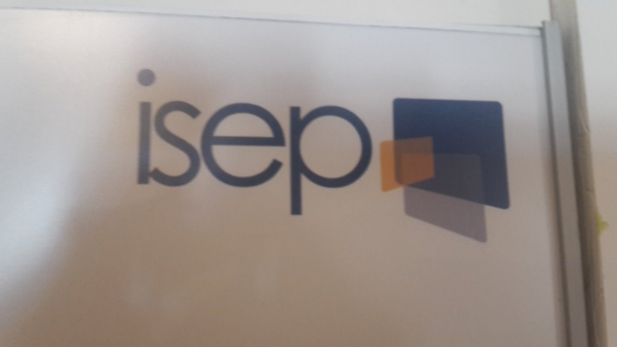 TdChi_Duong's tweet image. Arrivée à  l'@ISEP pour présenter le Challenge #ThalesArduino aux #étudiants!