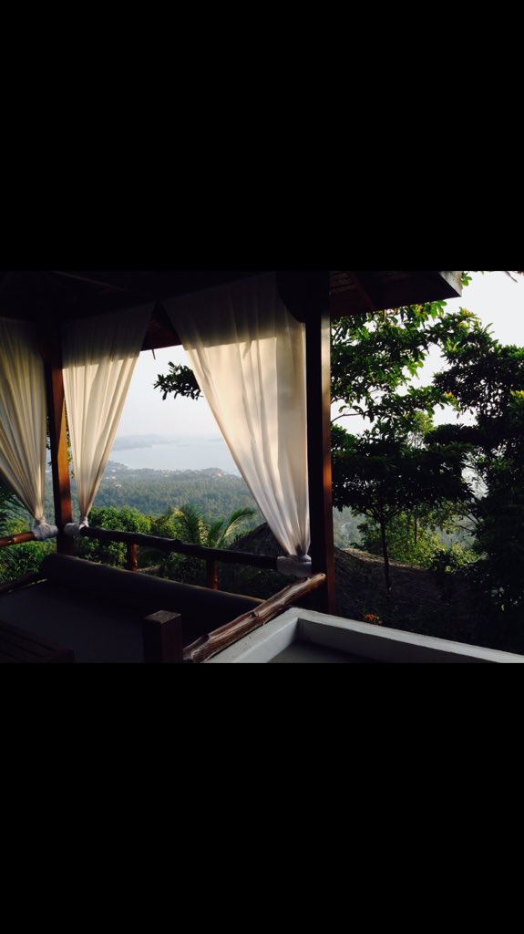 _LisaGeorge_'s tweet photo. 12 weeks till Thailand. #Countdown #FiveIslands #KohSamui #TheJungleClub #NewYear #2017 https://t.co/fypcsY9HN1