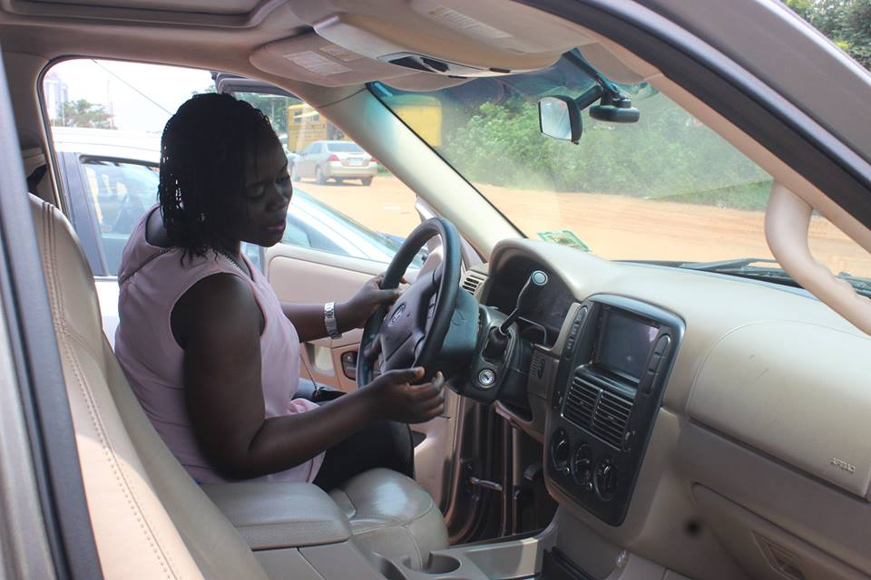 SlomoAutoSales's tweet image. Ford explorer 2002 up for sale
Full AC,Leather seat,16" alloy mm,full 4x4 function,DVD player,sun roof,2 air bags.
#SlomoAutoSales #SellIt