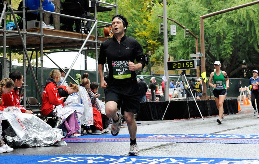runnersworld's tweet photo. Mysterious muscle pain sidelined this runner for years, until he finally discovered what was holding him back. https://t.co/1K67Mcy86O https://t.co/eLL6AjQloc