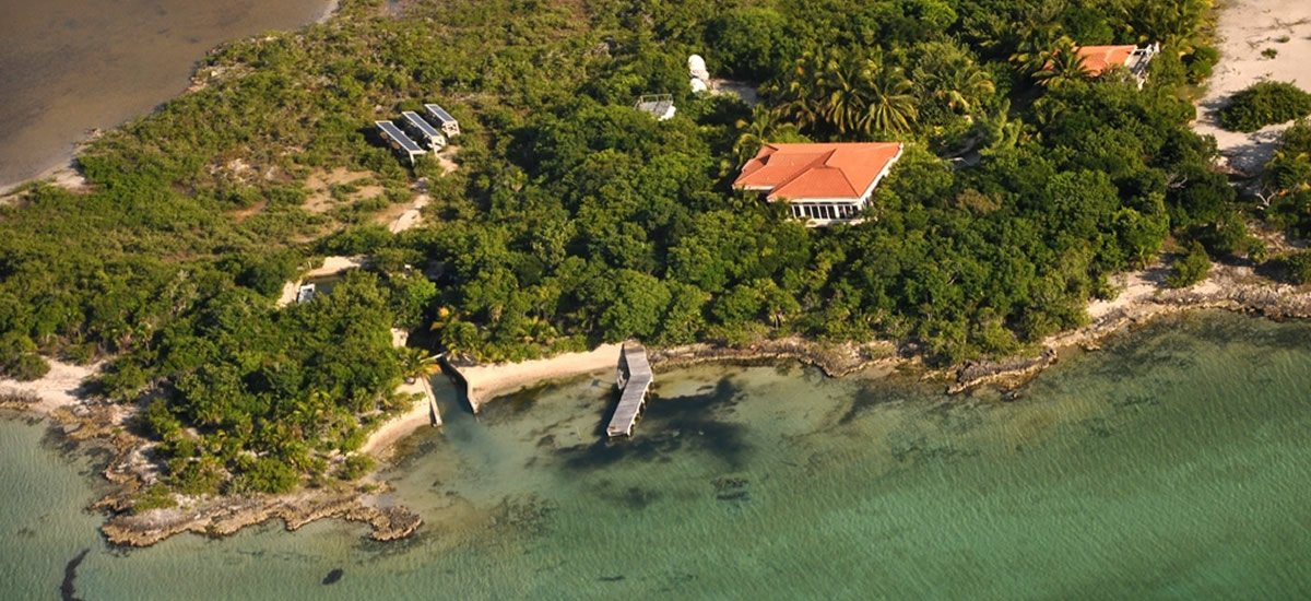 Living Off the Grid in the Caribbean @belizevacation @GoDomRep @bonaire @TourismNI @Nature_Island ow.ly/Xd8A304NFFQ