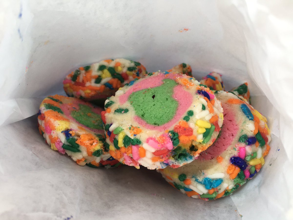 LaniePeg's tweet photo. I need an #italiancookie intervention https://t.co/YEfQMhWSig