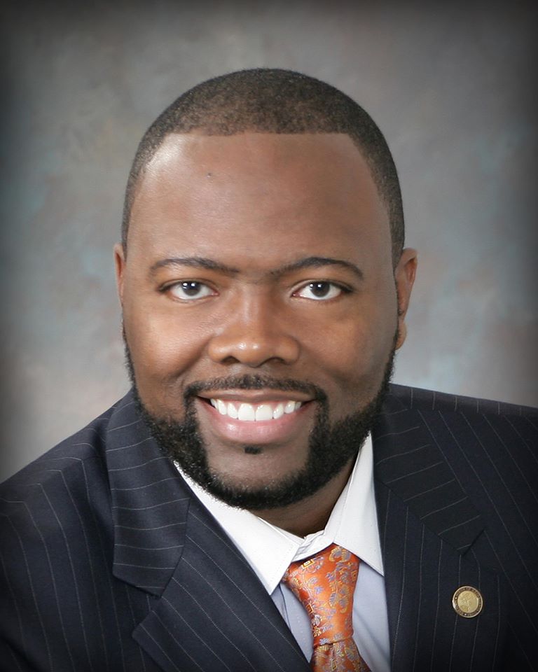 jennabourneWTSP's tweet image. #ANJaxbreaking: @RepFullwood tells me he plans to submit resignation today. FL Speaker of House suspended him this morning. @ActionNewsJax