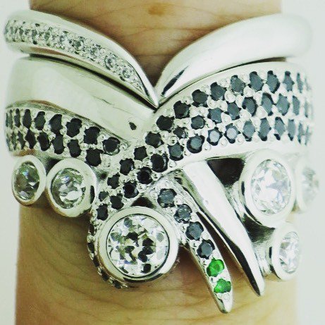 #throwback to this #epic #bespoke #commission . Believe it or not this is a clients #stunn… ift.tt/2dyufNq