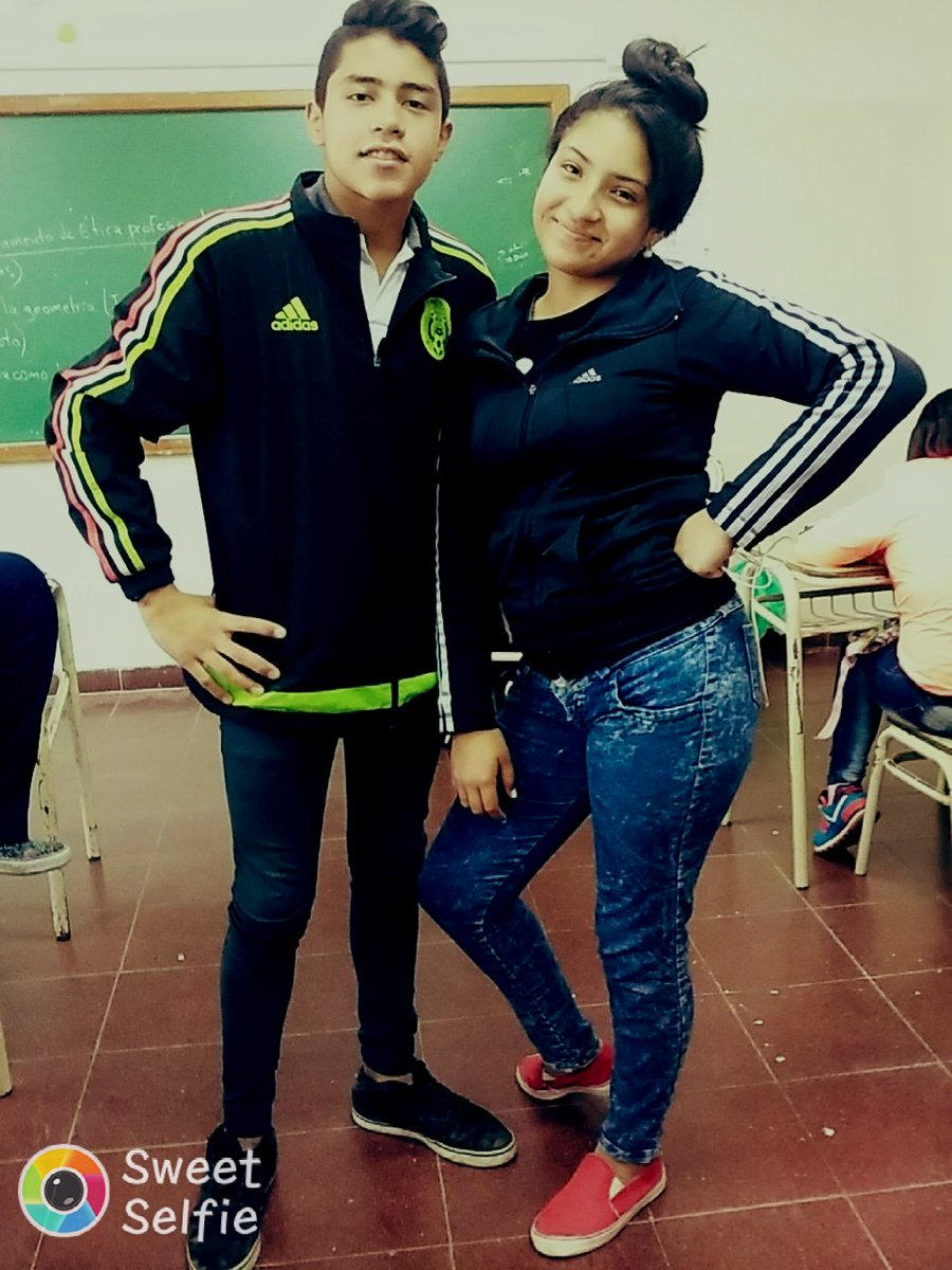 MiaAzulMercado1's tweet photo. Te quierooo💘💘 Con juan de recien😘 https://t.co/0stXGiPCTn