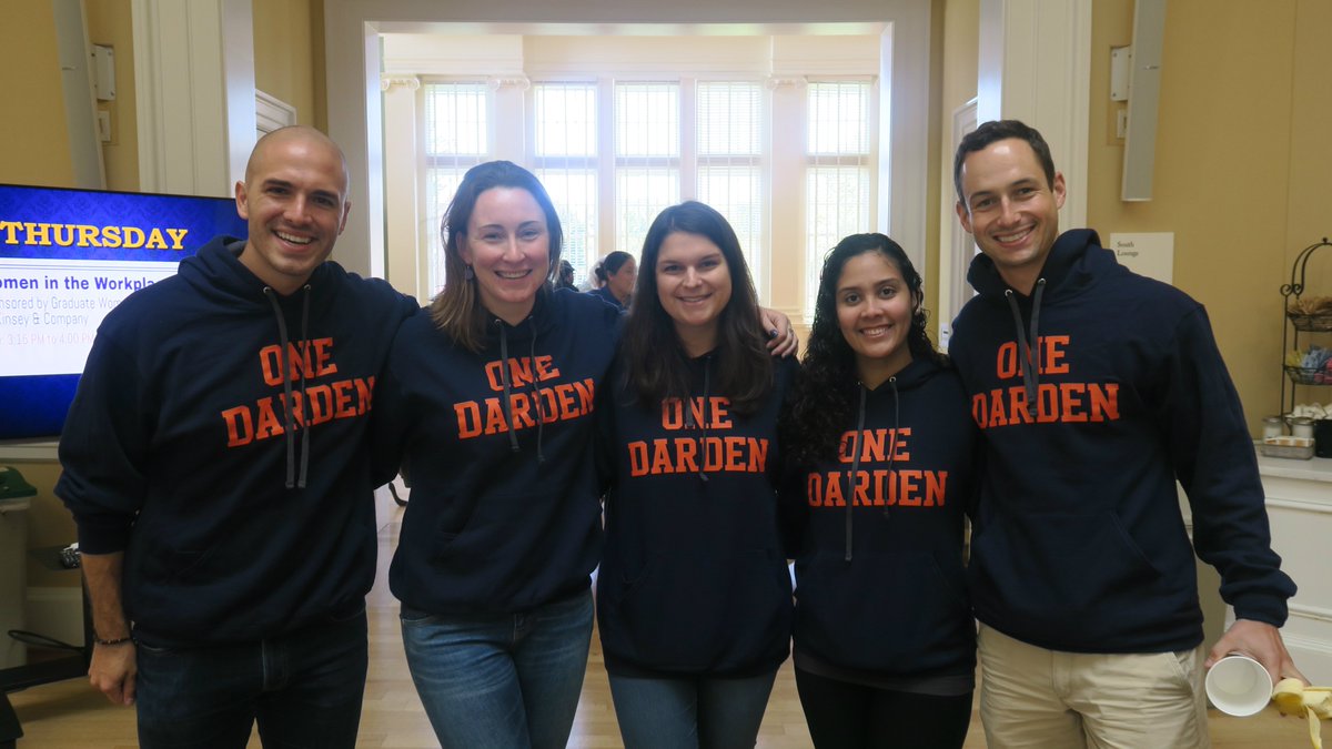 BattenInstitute's tweet photo. RT @dardenmba: Darden #MBA students kicked off Diversity Week this morning at First Coffee! #OneDarden https://t.co/5IBQDg2DxA