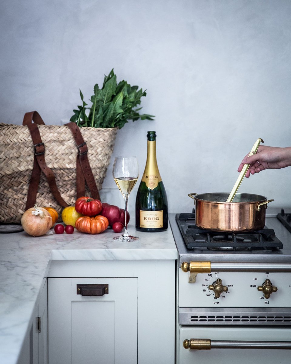 Krug's tweet photo. Krug Grande Cuvée for the Chef #KrugNotes https://t.co/N2H6ERHvTJ