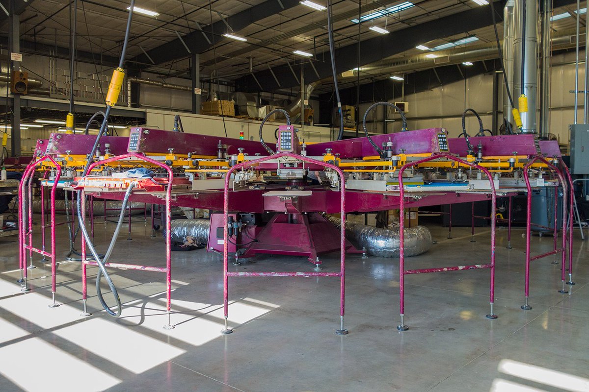 PrintedImageCA's tweet photo. Automatic press #2 #screenprinting #customapparrel #chicoca https://t.co/mds1RxcsOV