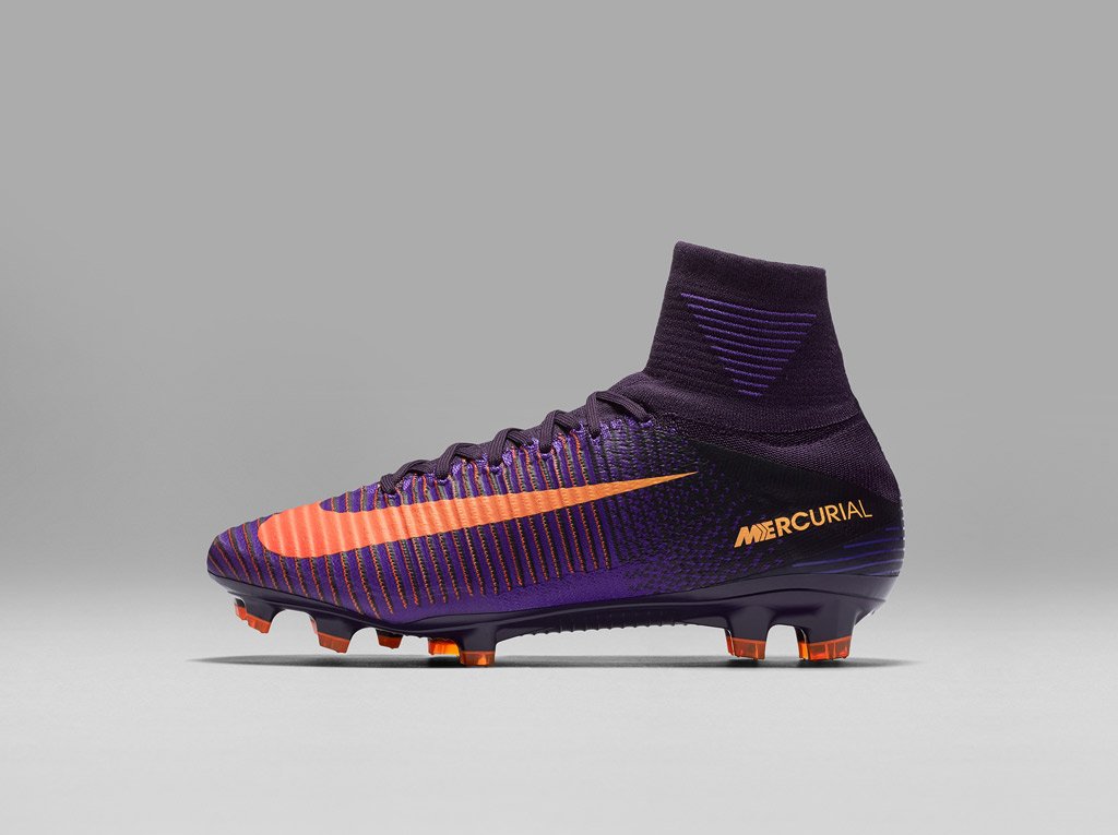 Nike Football on X: "Leave mark. The new Floodlights Pack is available now: https://t.co/TzH4CDHowG #Mercurial #Hypervenom #Magista #NikeTiempo https://t.co/BqO0bFiBvZ" / X