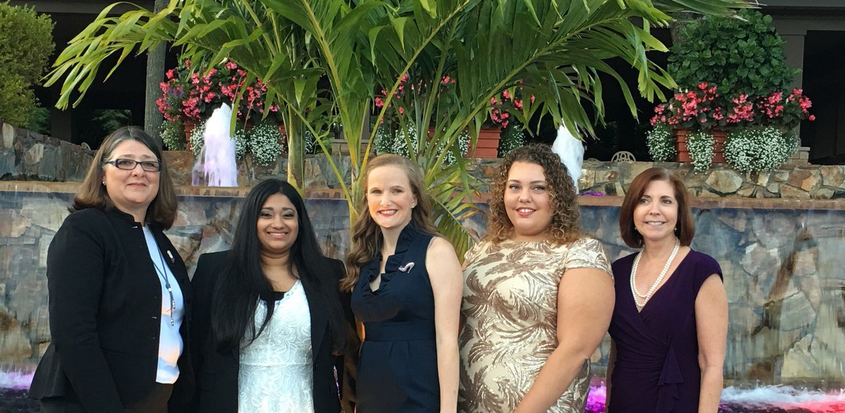 MoxxieNetwork's tweet photo. Congrats to our amazing Ms. Moxxies @KatyGreene14 @FeministMalisa and Christina Maneri for being awarded the #LIBNMillennial award. https://t.co/m4WoK5BTNR