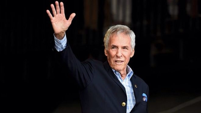 HowayaPrints's tweet photo. Good luck to new @SwansOfficial manager... Burt Bacharach https://t.co/xvf4ubUmcF