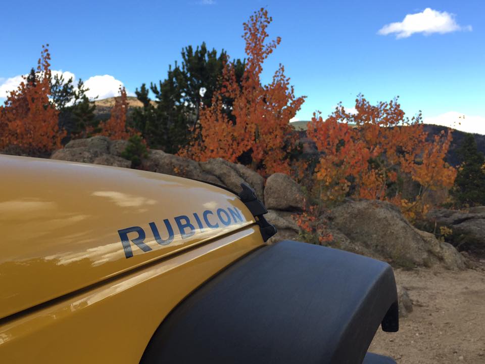 Jeep's tweet photo. This past #JeepWeekend was as colorful as they come. https://t.co/yAKdlOlcFR