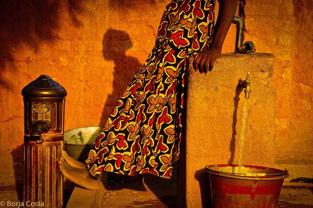 borjajared's tweet image. Hace unos años en Segou, Mali. La luz de África es espectacular #MiMejorPic