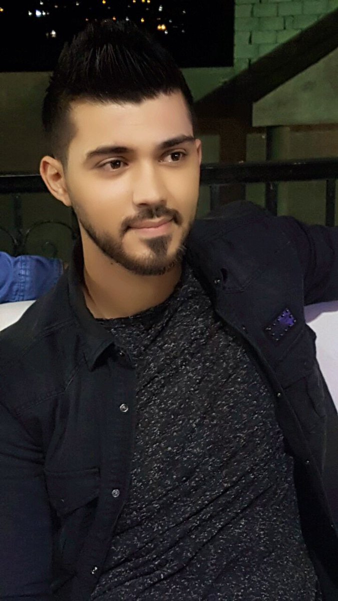 zakichreif's tweet photo. سعادة الآخرين لن تُؤخذ من سعادتك، وغِناهم لن يُنقص من رزقك، وصحتهم لن تسلبك عافيتك..كن نقياً طاهر القلب و
تمنى لغيرك الخير ،يأتيك الخير 💕 https://t.co/CBi549Xt72