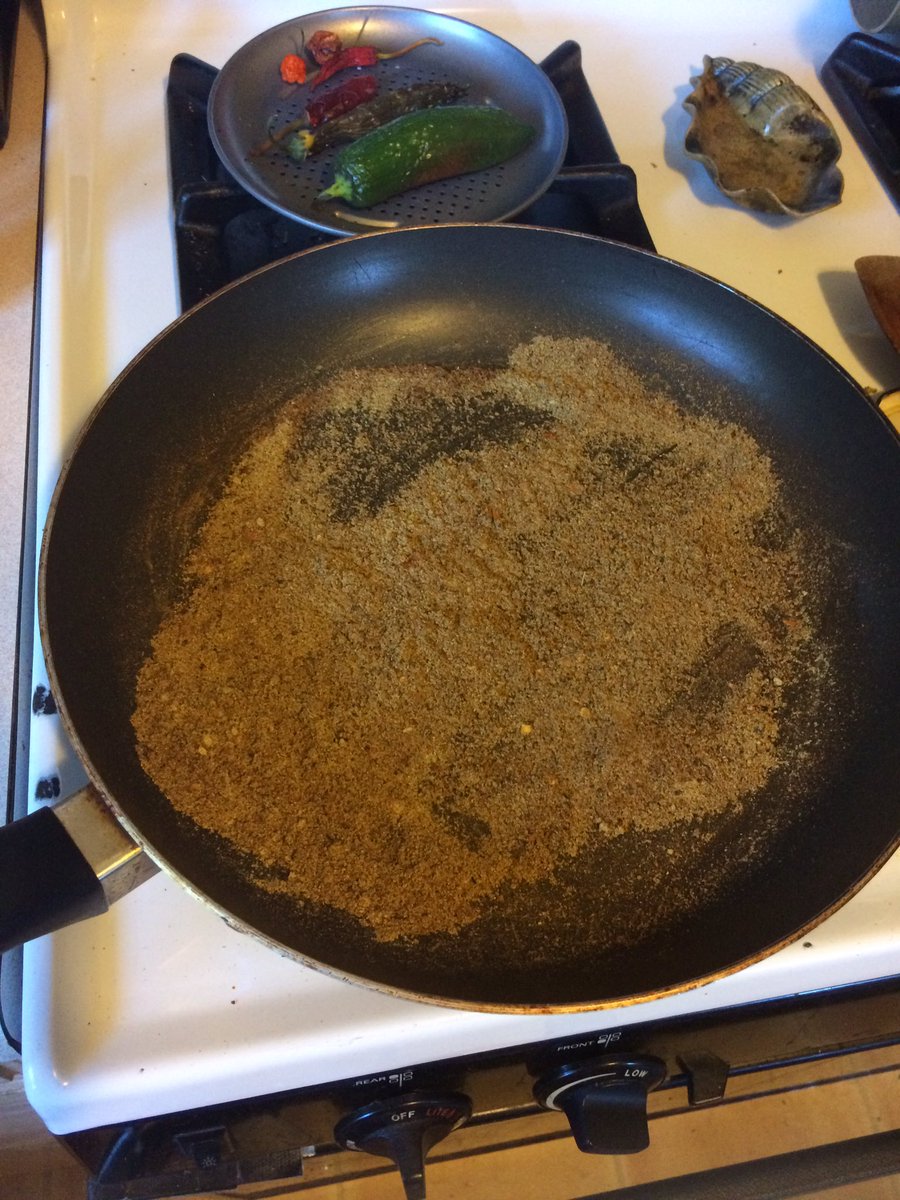 Toasting 5 spice rub <a href="/_Damon_Price/">Damon Price</a> <a href="/KettleBrandLA/">Kettle Brand LA</a> <a href="/BossHawgBBQ/">Boss Hawg BBQ</a> <a href="/TasteMyMeatBBQ/">Taste My Meat</a> <a href="/StGermainDrinks/">St-Germain Liqueur</a> @SmokyRibs <a href="/ChefStops/">John Koch</a> #fuckyeahitshomemade