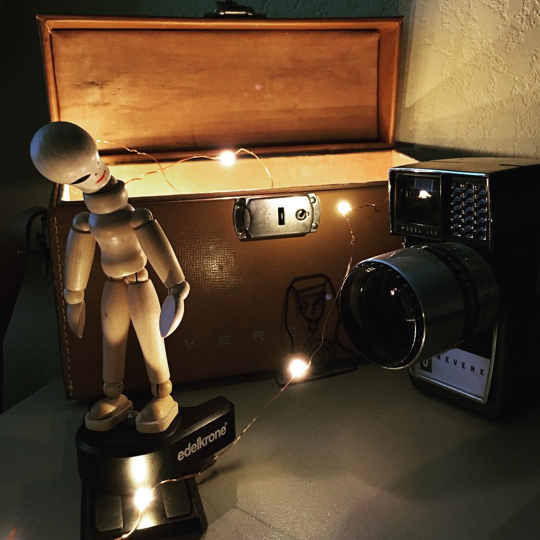 edelkrone's tweet image. "The "Ferdinand" setup. He just chills out on a quick release." via @alxndrlane
Learn more about #QuickReleaseONE → edel.kr/AQa