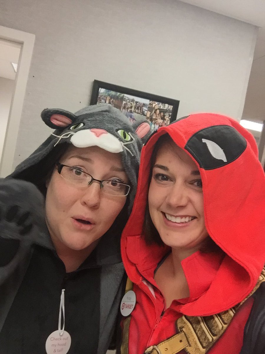 Oh the things we do to motivate the team ... #YodaHeIsHappyHeIsNot #Meow #MaximumEffort #T1237style <a href="/BHaeusser/">Bryan Haeusser</a>