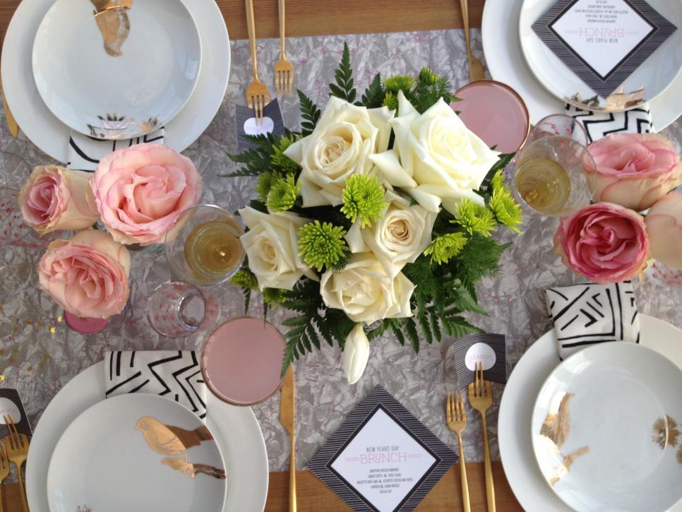 WaverlyBride's tweet photo. Are you a DIY-kinda-bride? Check out these great ideas from HGTV! https://t.co/twQ8a7mj1U https://t.co/lAzvnEiz41
