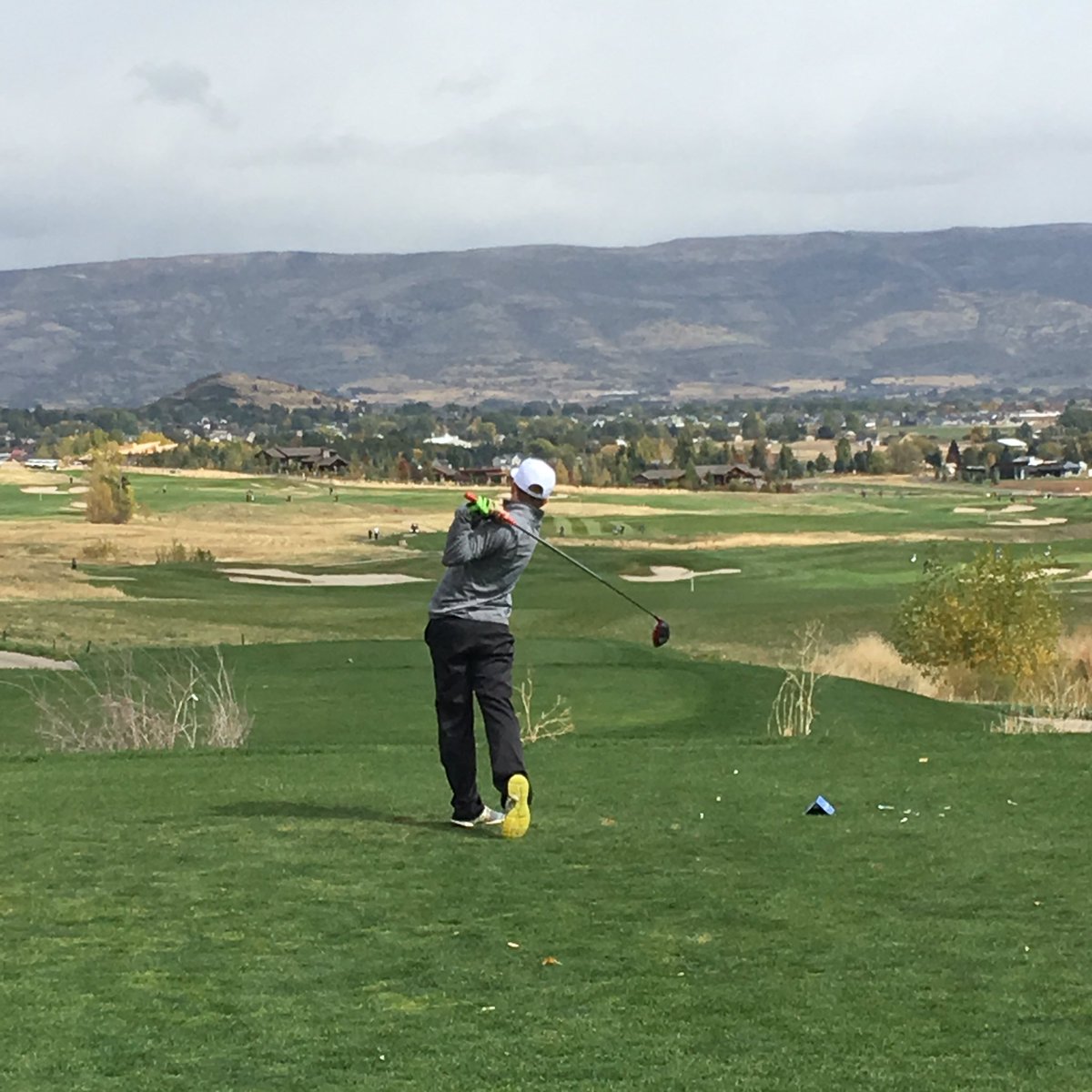 CHHS Men's Golf qualified for State as a team for the first time in school history! Teeing off at Soldier Hollow... #GoGrizzlies