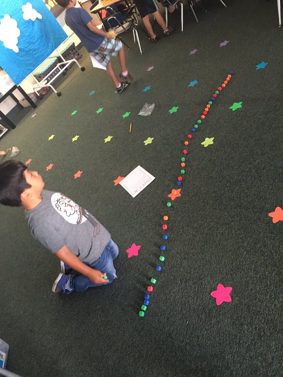 AcaciaMsH's tweet image. One way Mathematicians organize their collections is by lining them up and then counting. #countingcollections #acaciakinder #FSDMath
