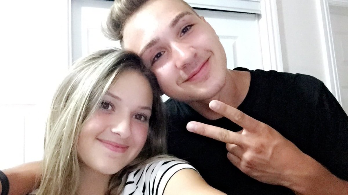 biancaeluca's tweet image. happy national boyfriend day 💕