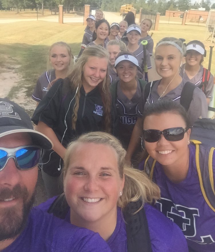 ULsoftball1's tweet photo. The Knight Train is rolling in... #UL #squad16 #cousinIT #ULvsMP 💜 https://t.co/SRjAN9VtLh