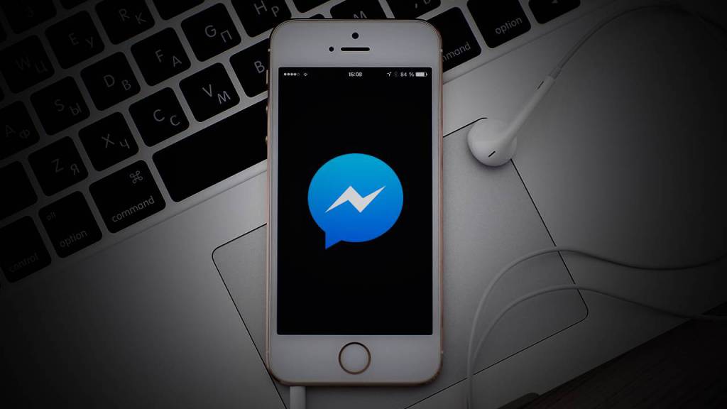 ideasync_pk's tweet image. Facebook launches Messenger Lite app for emerging markets ideasyncblog.wordpress.com/2016/10/03/fac…