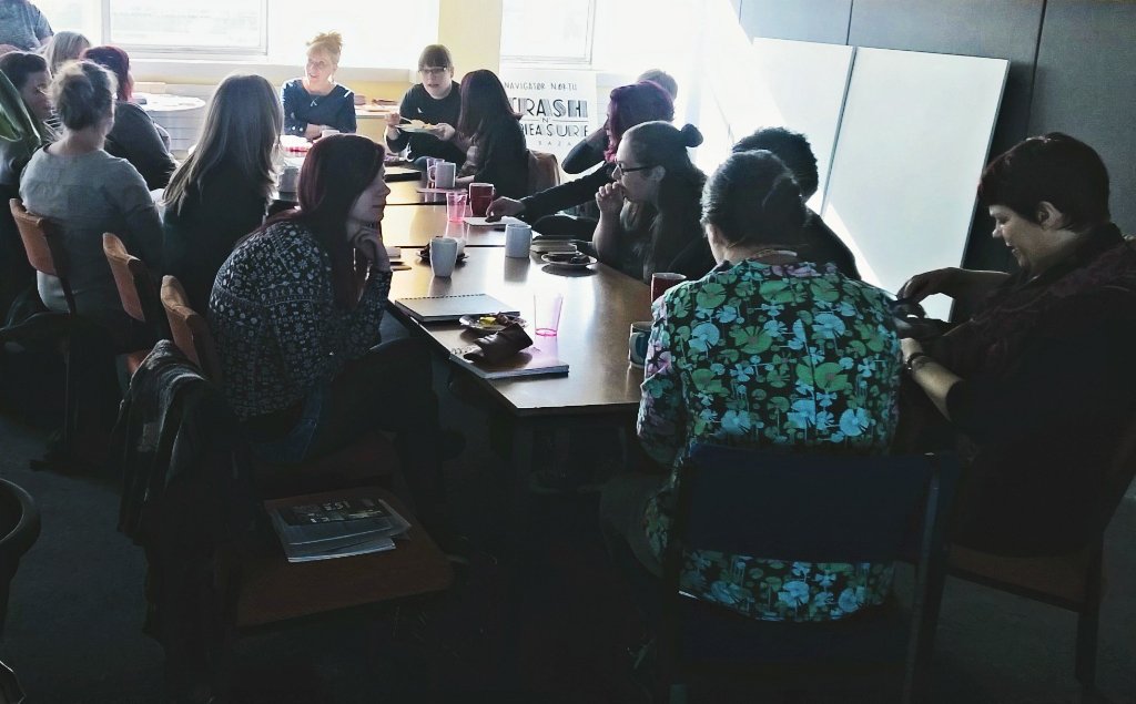 NavigatorNorth's tweet image. Great artist #careerbuilding session today from @stellam04249629 @ThriftFest #sharedlunch #professionaldevelopment