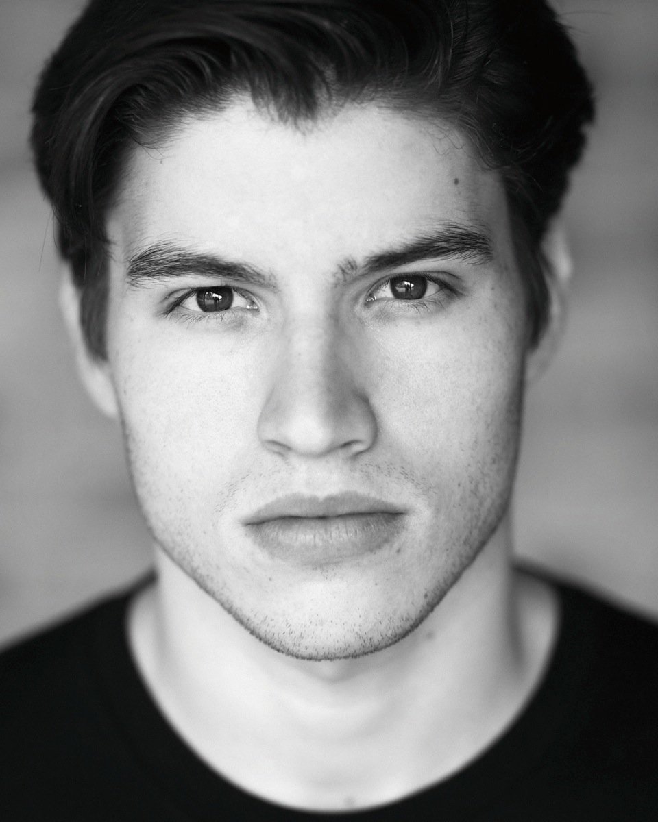 Cameron Cuffe has been cast as Seg-El in Krypton (via: <a href="/ew/">Entertainment Weekly</a>)