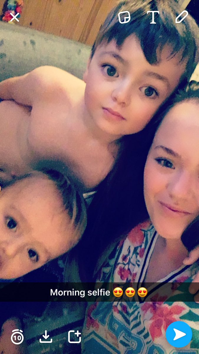 SmithNomie's tweet photo. My gorgeous boys #myworld #boys #littlefamily #onlydecmissing🙊 https://t.co/909GxPxYB4