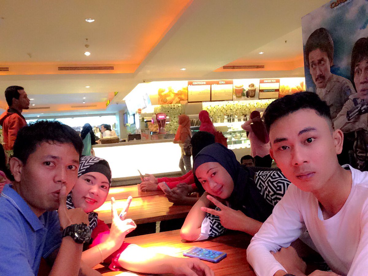 RasyidGerlio's tweet photo. Q time https://t.co/1pkXoJEVCp