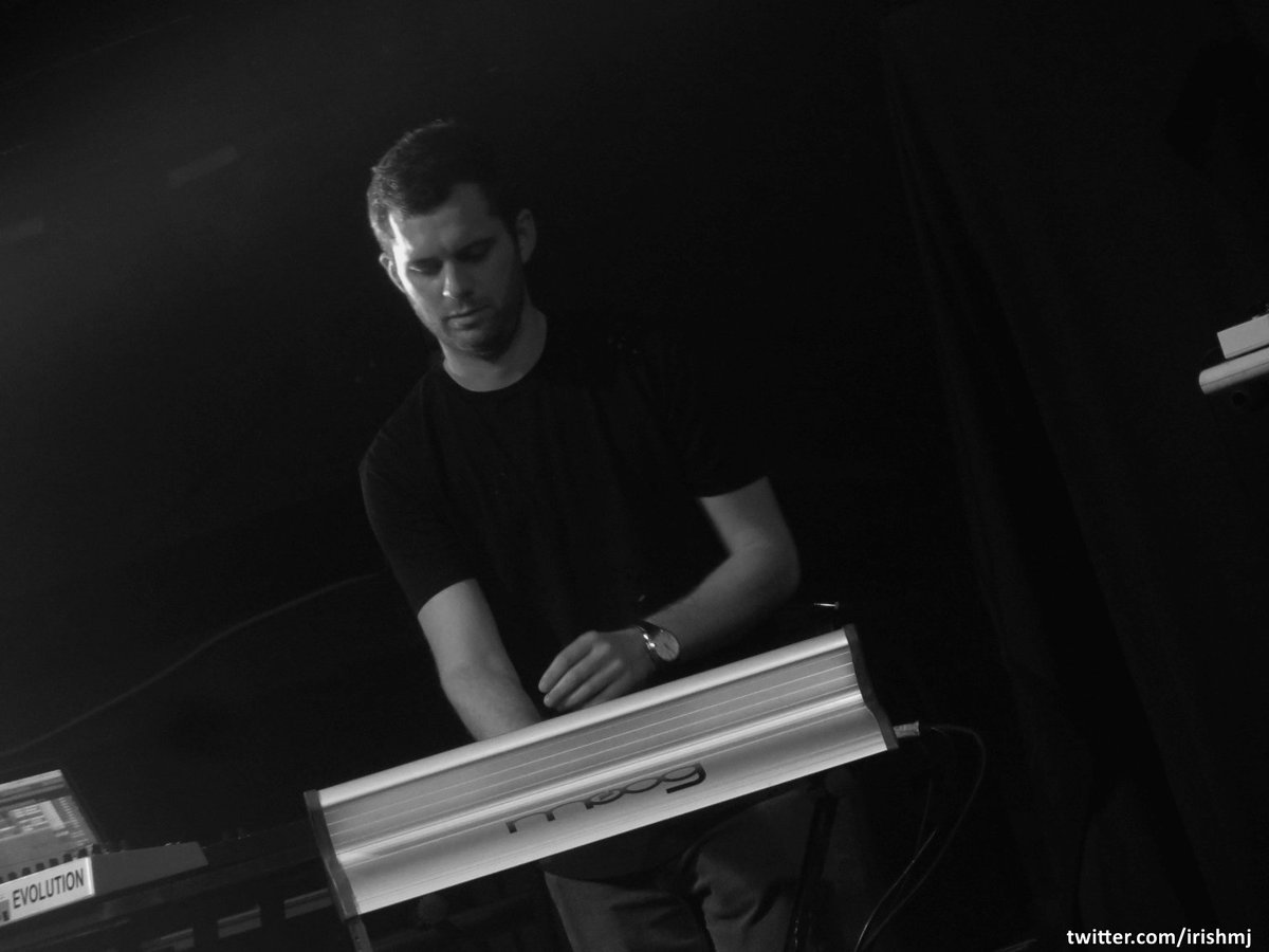 <a href="/irishmusicparty/">#IrishMusicParty</a> First up Friday night was <a href="/cutoncemusic/">Cut Once</a> Never saw them before, but yeah, they're good! #IrishMusicParty