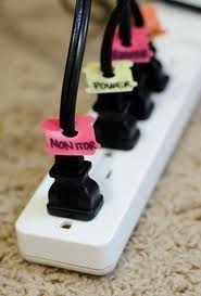 Stuff4Crafts's tweet image. Keep your bread clips to create a cool new way to tell apart cords! #coolhacks #organize