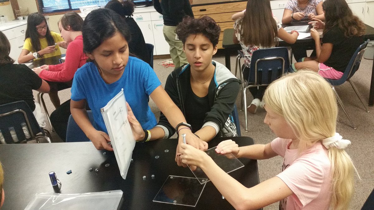 Engineering a microscope! <a href="/vista_visions/">VistaVisions Academy</a> <a href="/EducationSTEM/">VUSD STEM Education</a> <a href="/EarlyImplement/">NGSSEarlyImplementer</a>