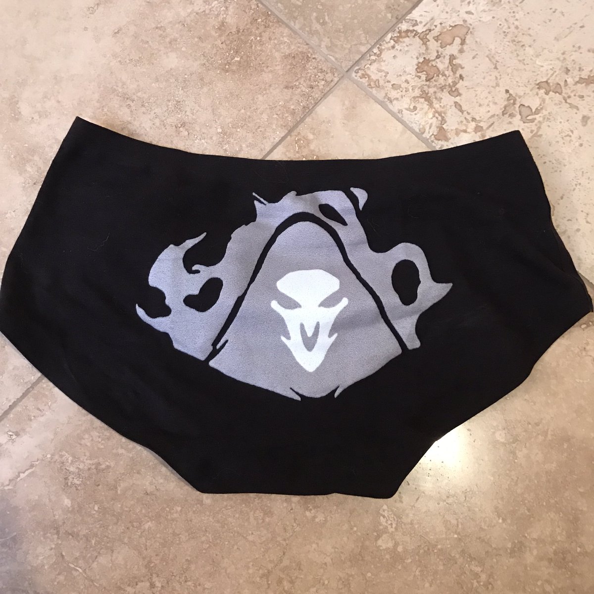 sssniperwolf's tweet image. LOOK WHAT I GOT IN MY PO BOX OMGGHGH