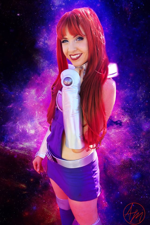 GeekyGirlsRock's tweet photo. #GeektGirls Mika Nicole @GingerMika #StarFire #TeeTitans
~Star https://t.co/dZVnR8XKkL