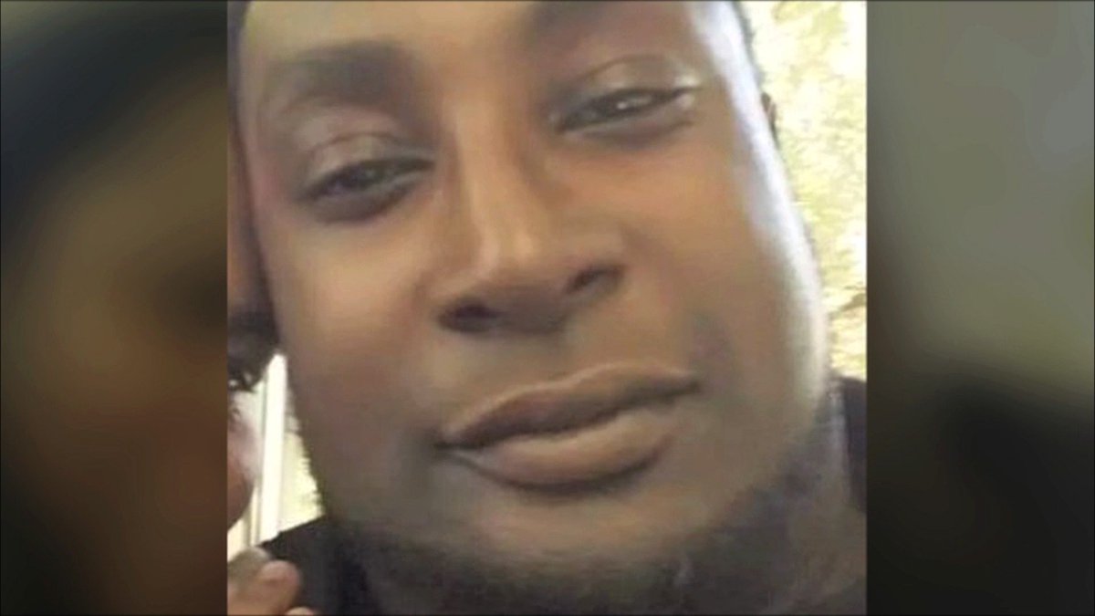 democracynow's tweet photo. Charlotte Police to Release All Video of #KeithLamontScott Killing https://t.co/jSFL6lUQ8w https://t.co/SvQK6RyKAE