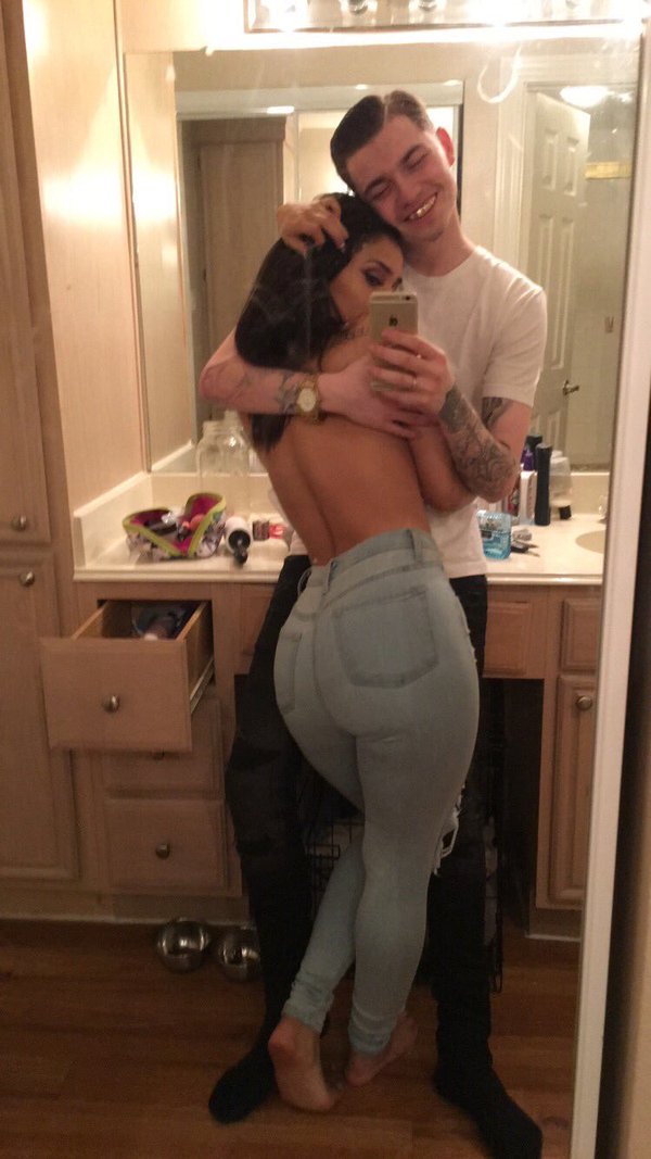 DailySexSupply's tweet photo. how I'm trynna be w/ my boo https://t.co/qQzMVeGdoA